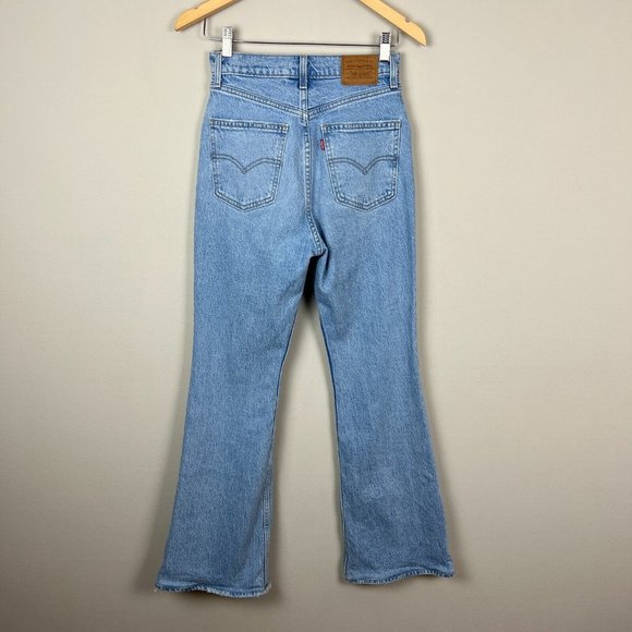 Levi's Premium 70's High Flare Jeans Womens 26 Blue Light Wash Distressed Denim - Picture 5 of 16